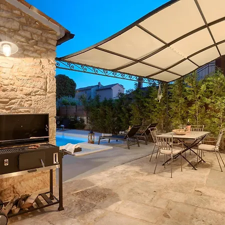 Eglis By Istrialux * Galižana