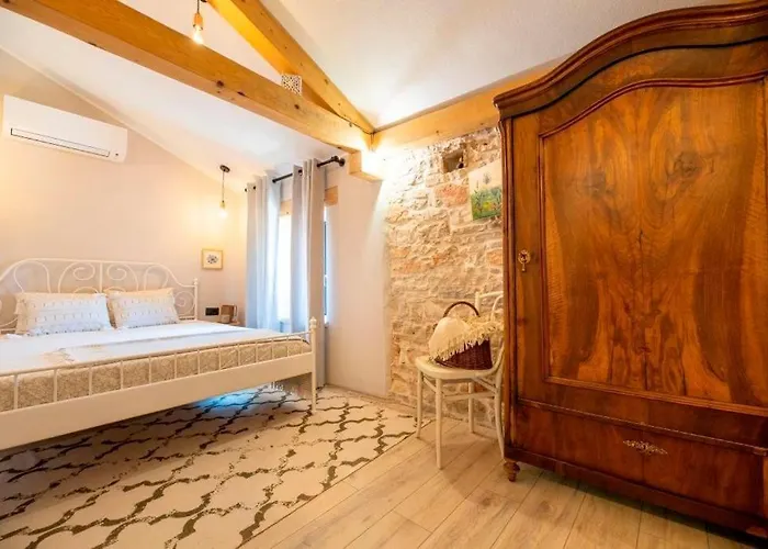 Eglis By Istrialux * Galižana