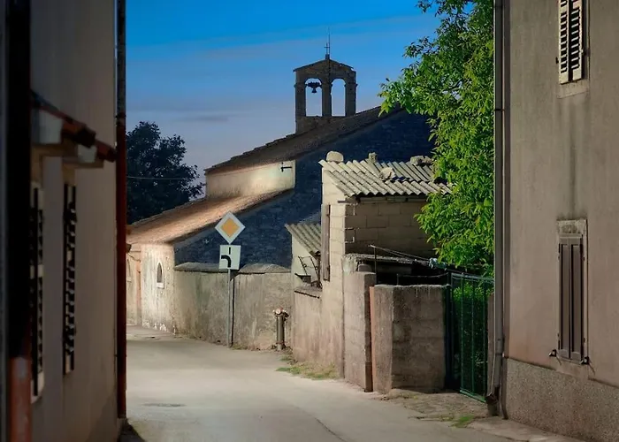 Eglis By Istrialux Galižana