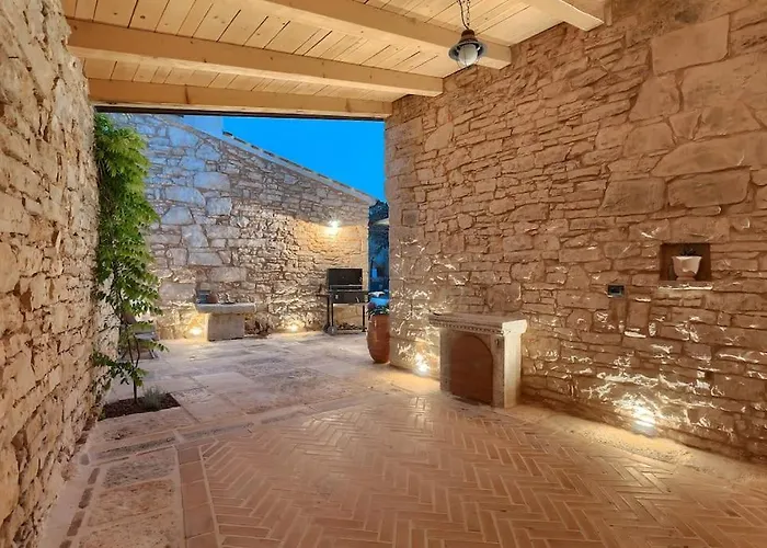 Βίλα Eglis By Istrialux