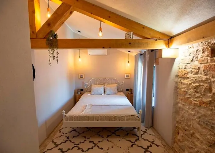 Eglis By Istrialux *