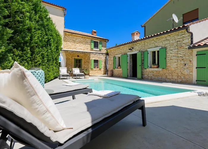 Eglis By Istrialux *