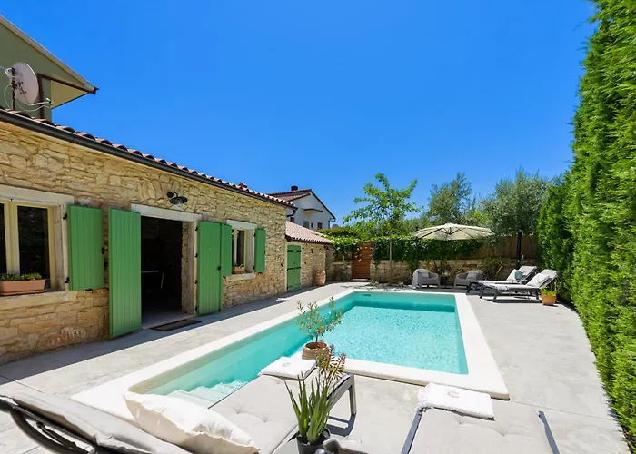 Eglis By Istrialux * Galižana